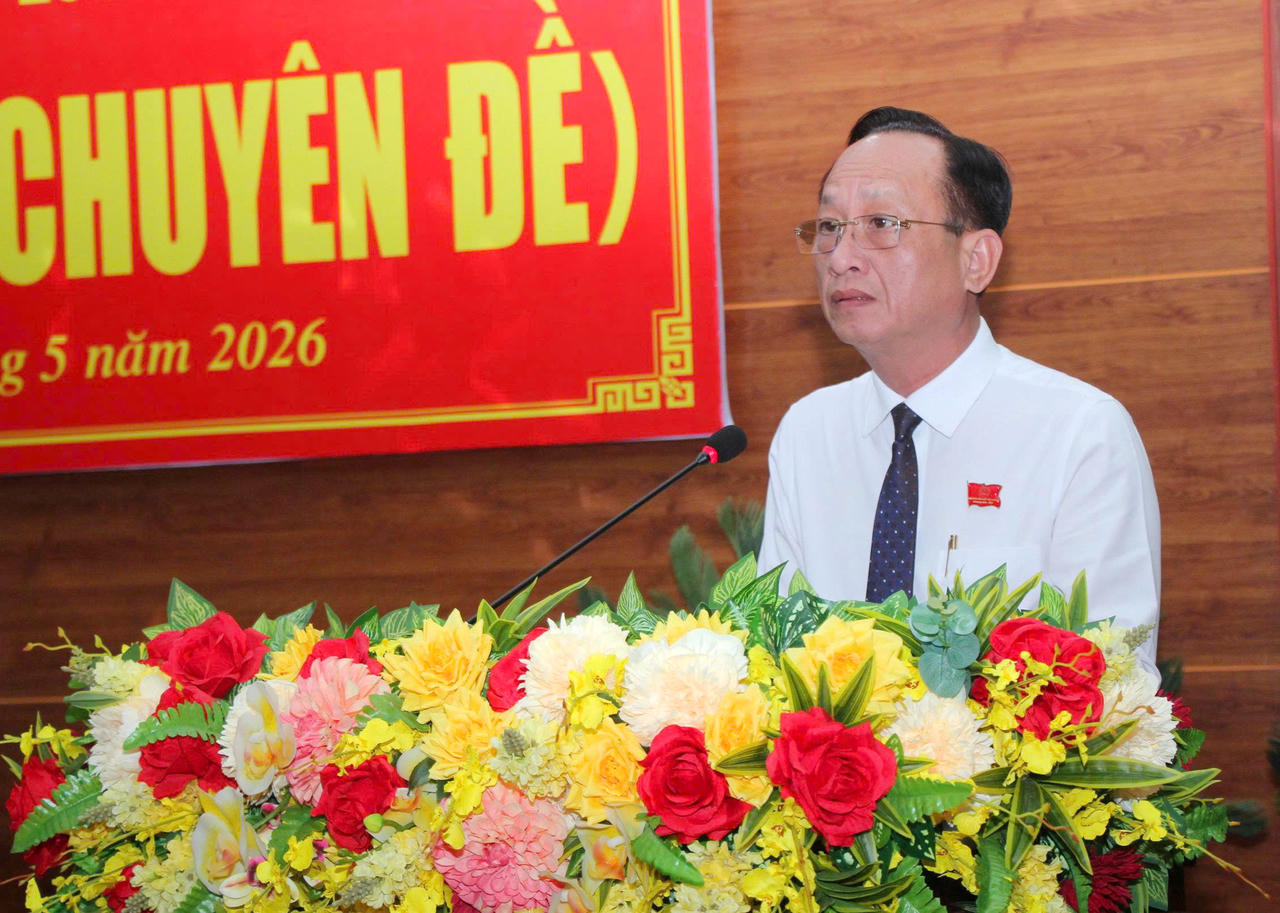 Ông Phạm Văn Thiều – Phó Bí thư Tỉnh ủy, Chủ tịch HĐND tỉnh Cà Mau, phát biểu bế mạc Kỳ họp.