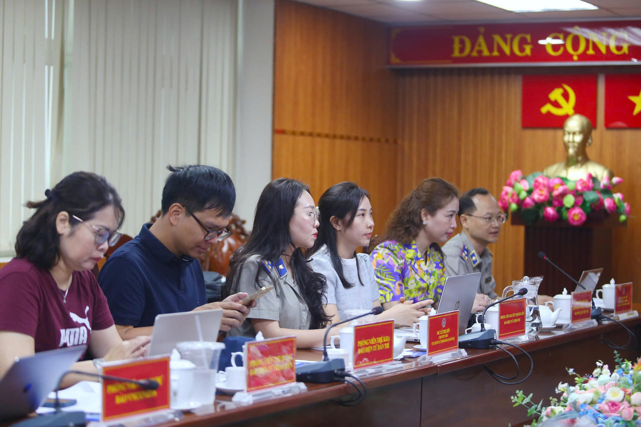Chuyển biến tích cực tại Thi hành án dân sự TP. Hồ Chí Minh và tỉnh Vĩnh Long