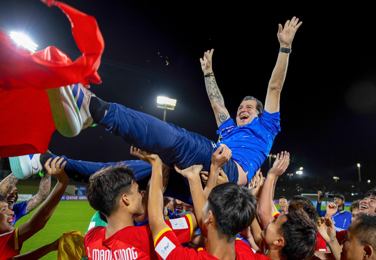 Ông Cristiano Roland nói về tấm vé dự U17 World Cup 
