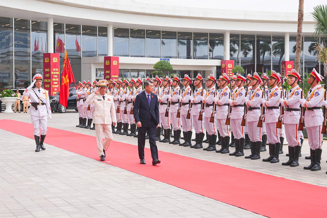 Thủ tướng Lê Minh Hưng: Công an Hải Phòng giữ vững an ninh để Hải Phòng phát triển nhanh, bền vững