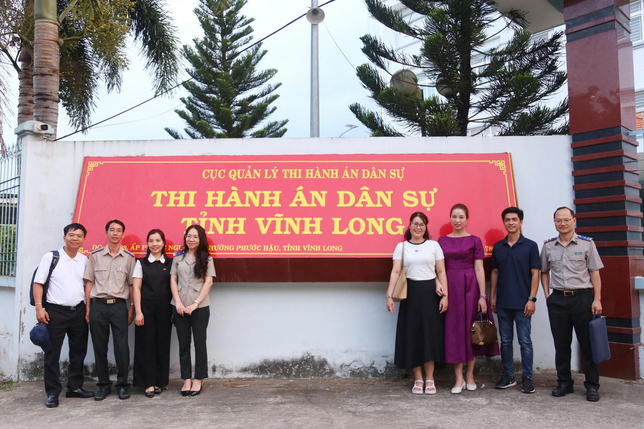 Chuyển biến tích cực tại Thi hành án dân sự TP. Hồ Chí Minh và tỉnh Vĩnh Long