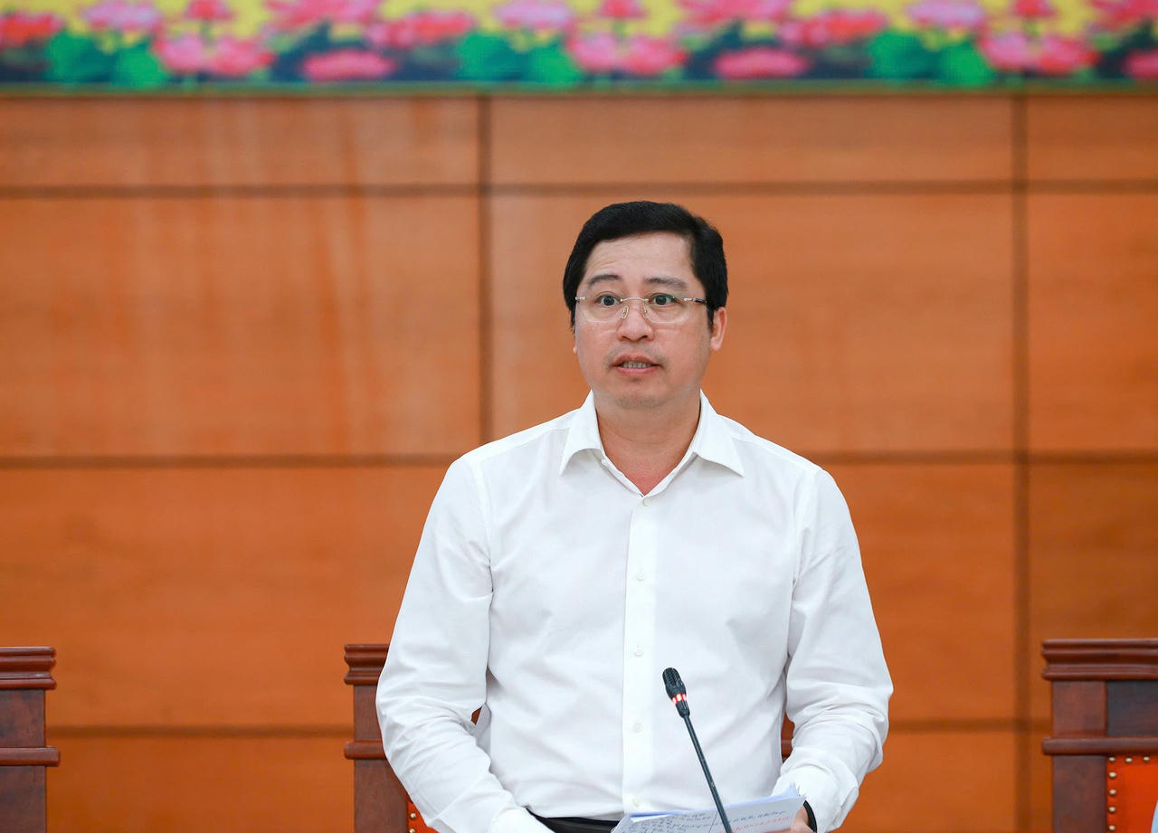 Ông Dương Quốc Huy - Bí thư Tỉnh ủy Lào Cai phát biểu kết luận buổi làm việc
