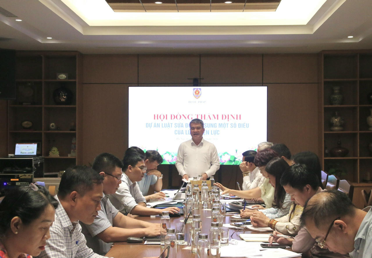 Rà soát toàn diện dự thảo sửa đổi Luật Điện lực, tạo dư địa tăng trưởng “hai con số”