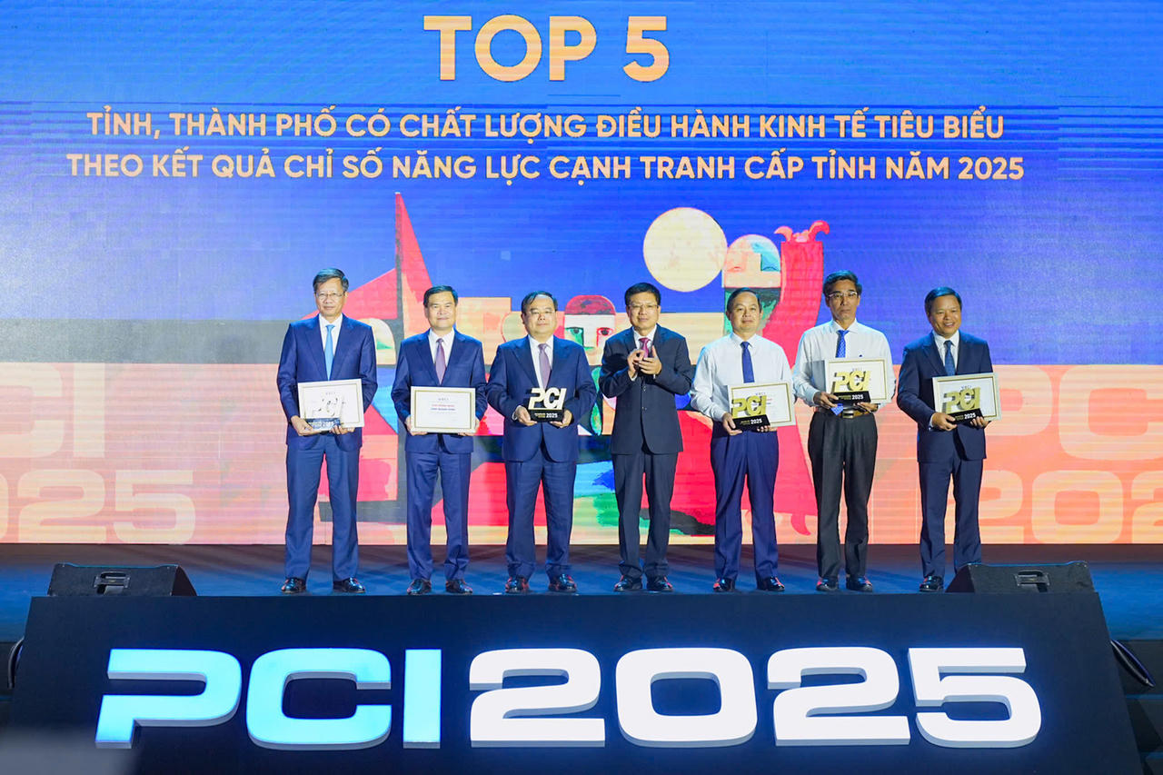 Hải Phòng lọt Top 5 địa phương dẫn đầu về chất lượng điều hành kinh tế tiêu biểu