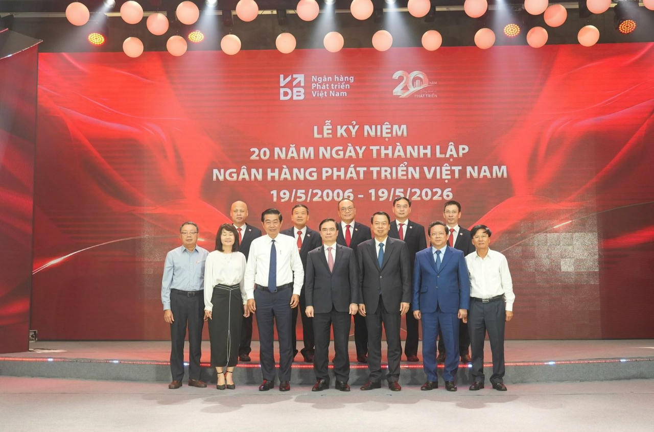 VDB kỷ niệm 20 năm thành lập: Khẳng định vai trò định chế tài chính phát triển của Nhà nước
