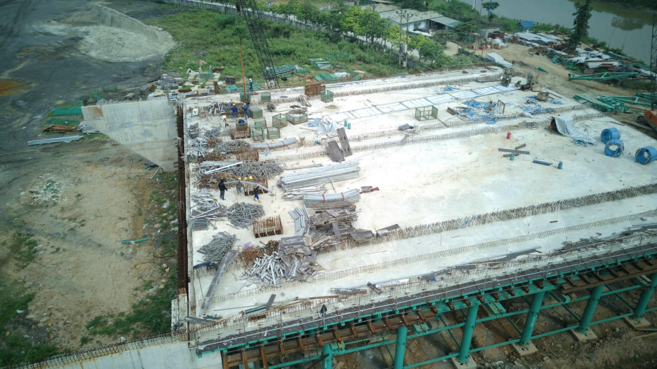 Khi hoàn thành, cầu Bá Sái sẽ góp phần rút ngắn thời gian di chuyển, nâng cao năng lực vận tải, tạo điều kiện thuận lợi cho hoạt động xuất nhập khẩu, logistics và giao thương qua khu vực cửa khẩu.