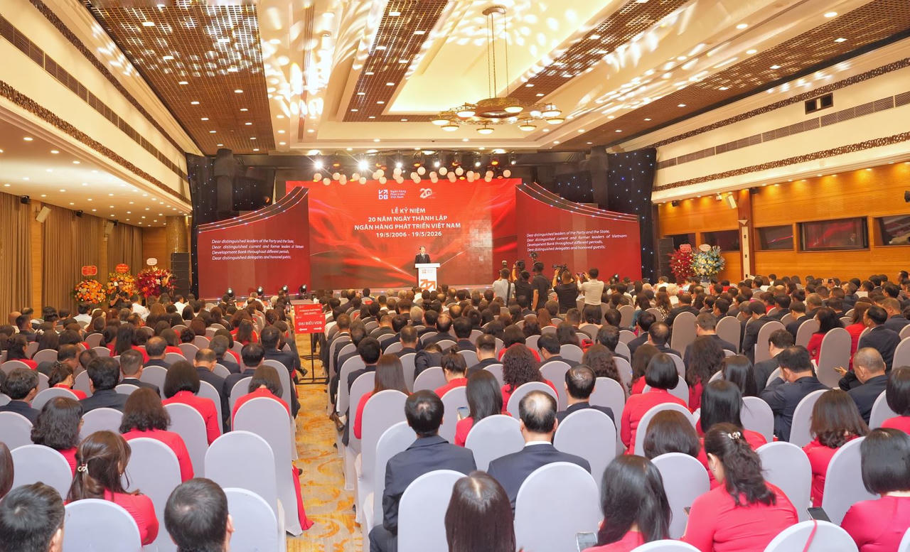 VDB kỷ niệm 20 năm thành lập: Khẳng định vai trò định chế tài chính phát triển của Nhà nước