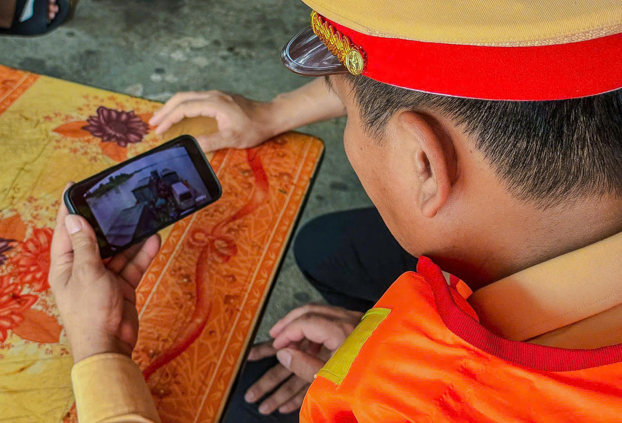 Camera theo dõi, xử lý hành khách không mặc áo phao khi tham gia giao thông đường thuỷ