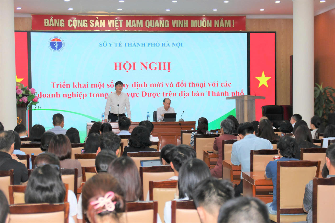 Đối thoại để tháo ‘nút thắt’ cho doanh nghiệp dược ở Hà Nội