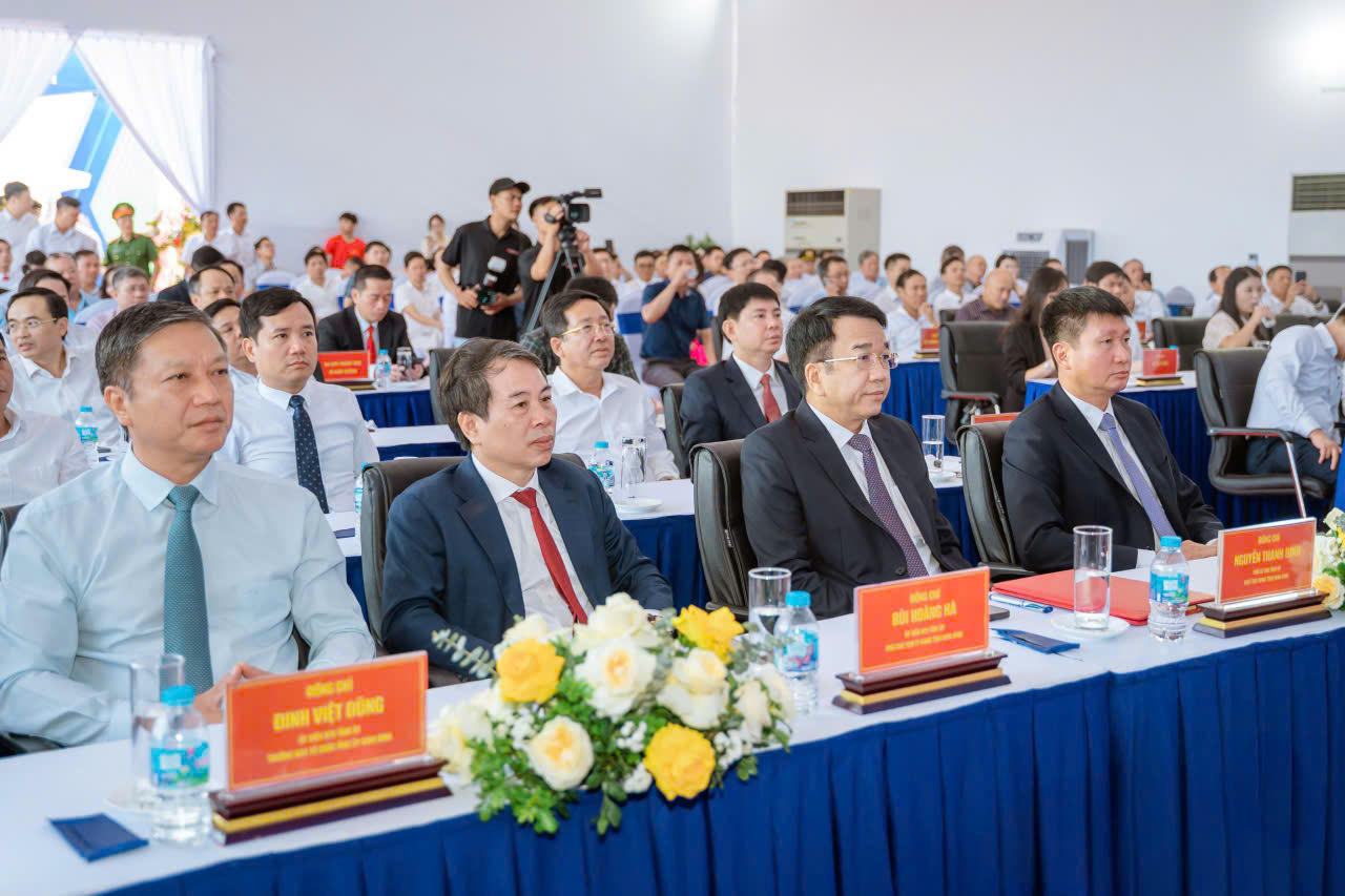 Ninh Bình khởi công dự án Khu công nghiệp Xuân Kiên