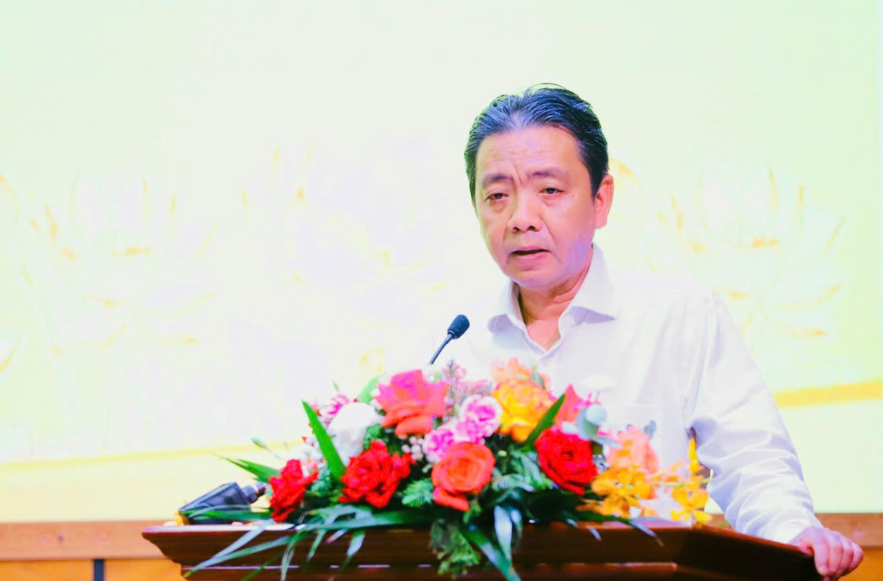 Ông Hoàng Đạo Cương - Thứ trưởng Bộ Văn hóa, Thể thao và Du lịch, phát biểu tại hội nghị.