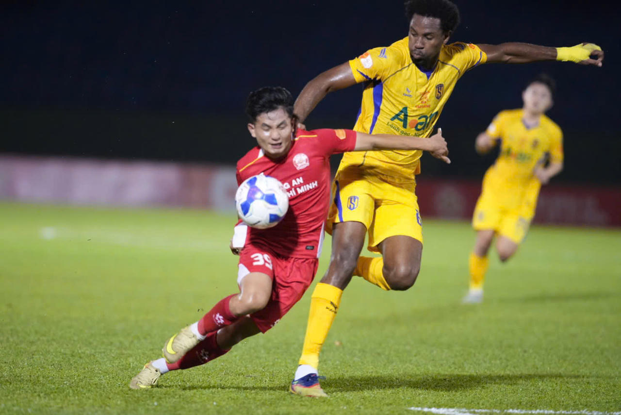 Vòng 23 V.League: Sông Lam Nghệ An đón tiếp Ninh Bình