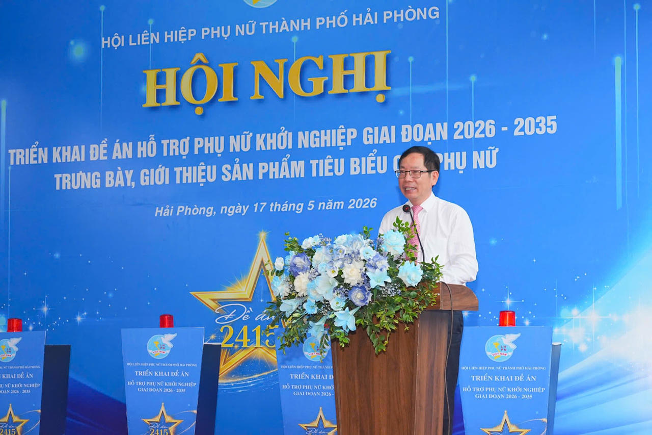 Phó Chủ tịch UBND TP Hải Phòng Vũ Tiến Phụng phát biểu tại hội nghị.