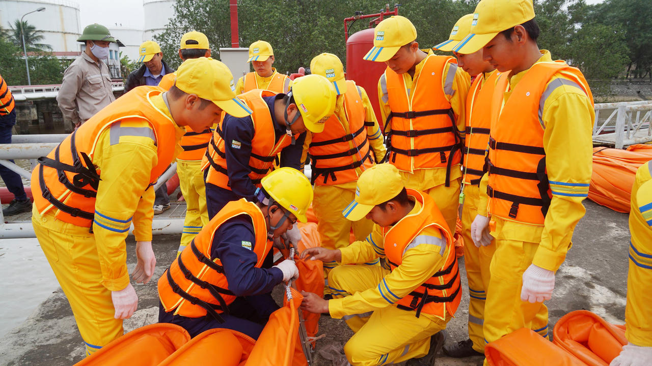 Bảo vệ môi trường không bắt đầu từ một tập hồ sơ, mà bắt đầu từ nhận thức đúng. (Ảnh: NVCC)