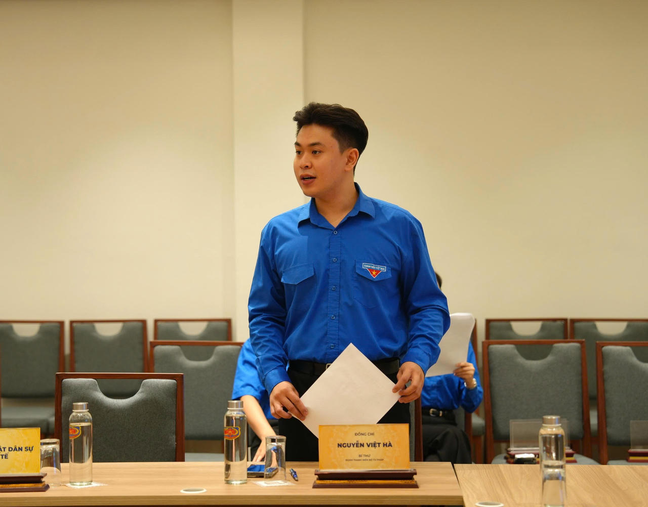 Bí thư Đoàn Bộ Tư pháp Nguyễn Việt Hà phát biểu.