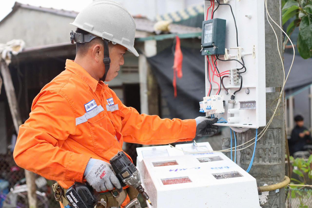 Nắng nóng 2026: Vì sao hóa đơn tiền điện dễ tăng mạnh?