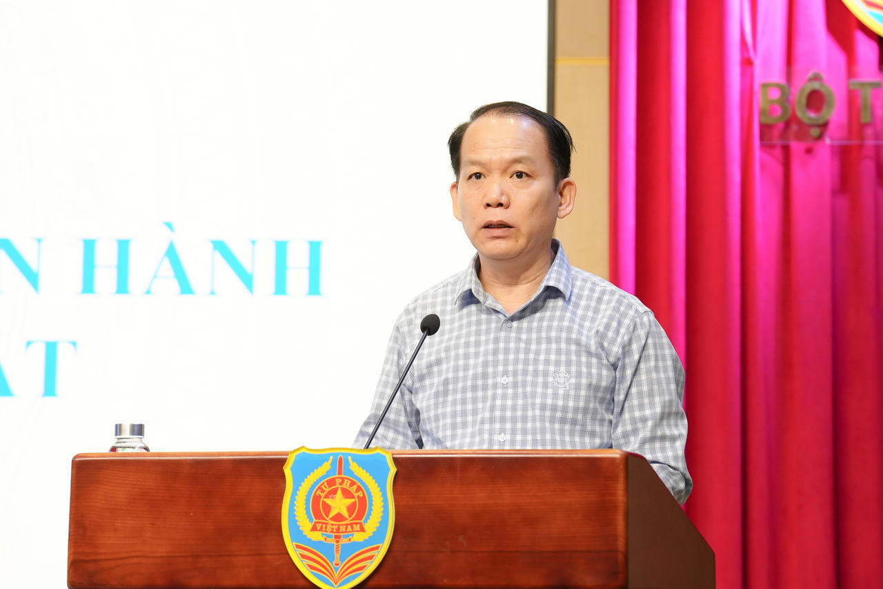 Bộ trưởng Hoàng Thanh Tùng phát biểu khai mạc Hội nghị.