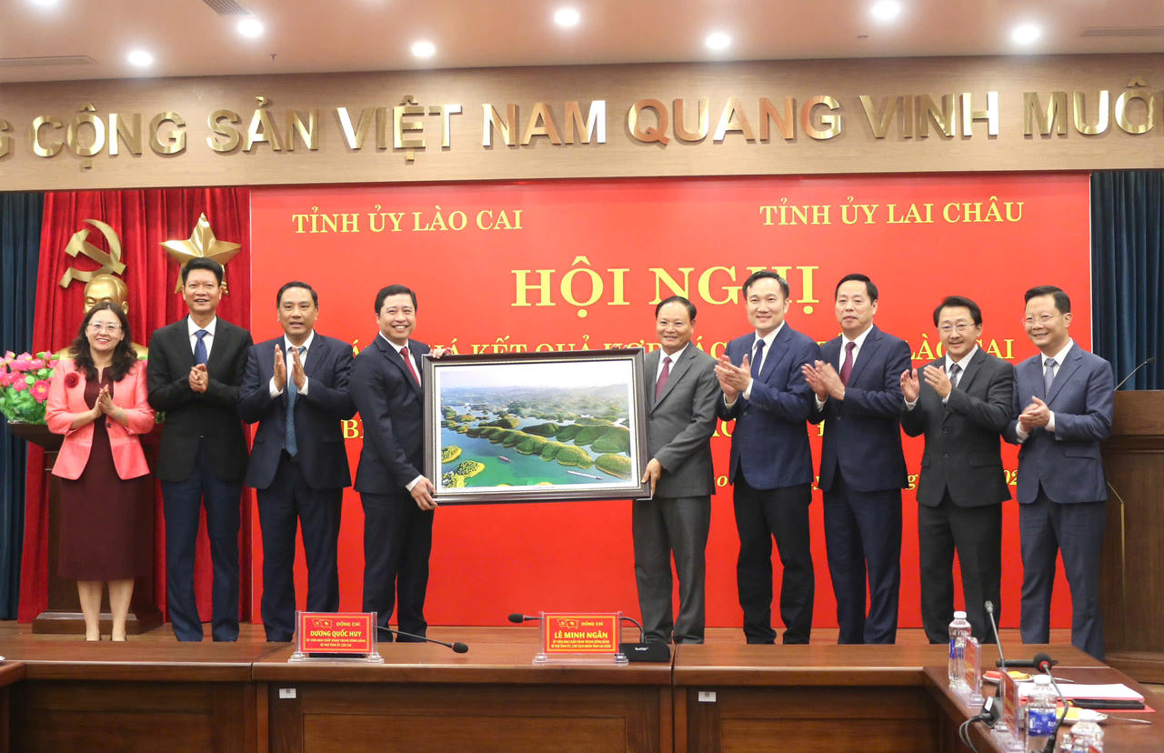 Tỉnh ủy Lào Cai và Lai Châu ký kết biên bản hợp tác giai đoạn 2026 - 2030
