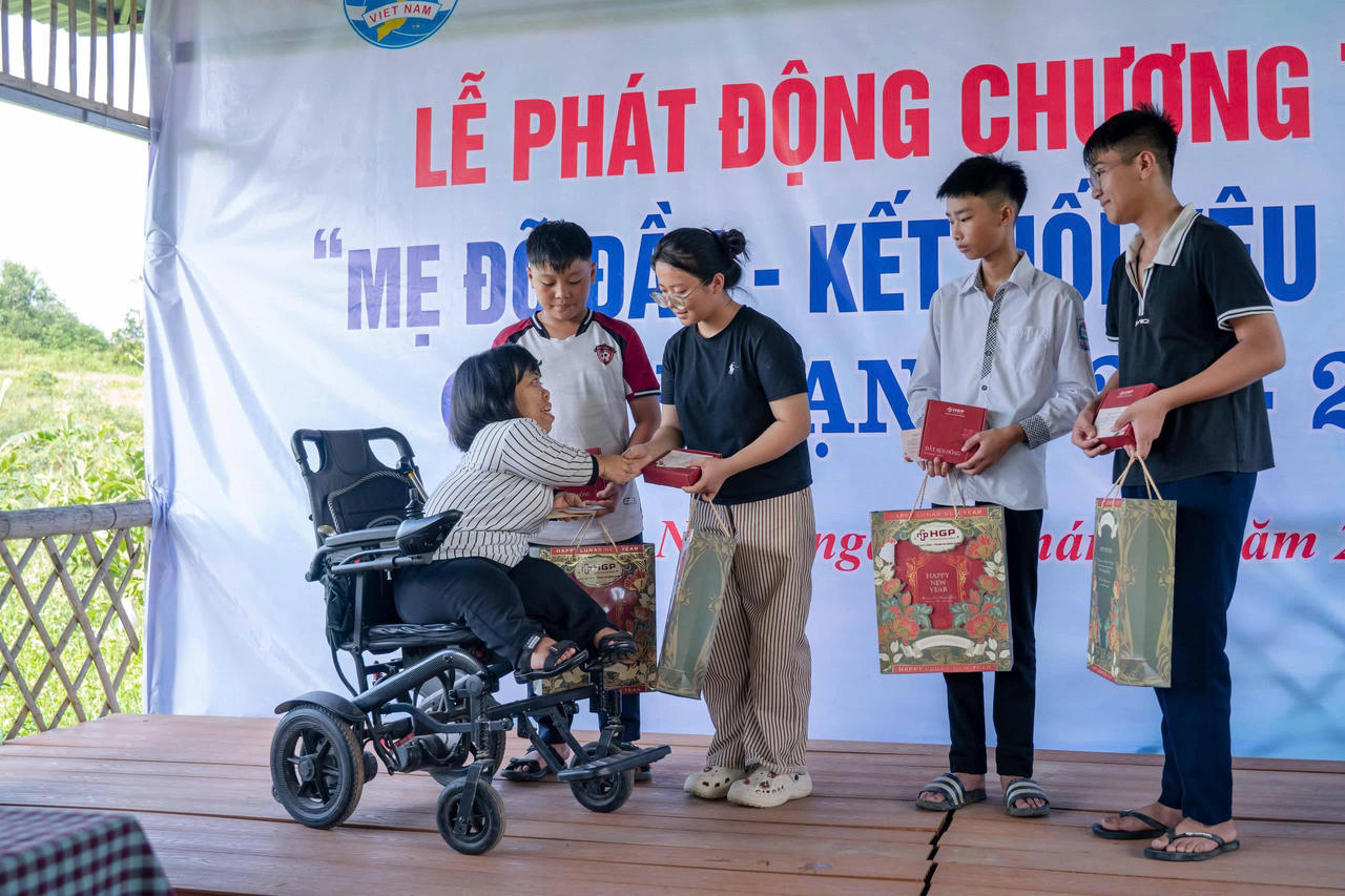Chương trình Mẹ đỡ đầu – Kết nối yêu thương với sự tham gia và đồng hành của nhiều doanh nghiệp, đơn vị, tổ chức giàu lòng nhân ái