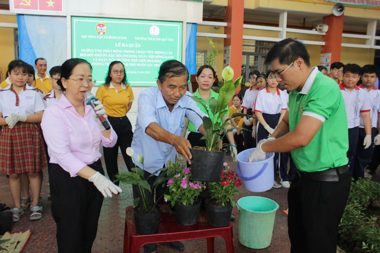 Bình Chánh hưởng ứng 'Tết trồng cây đời đời nhớ ơn Bác Hồ'
