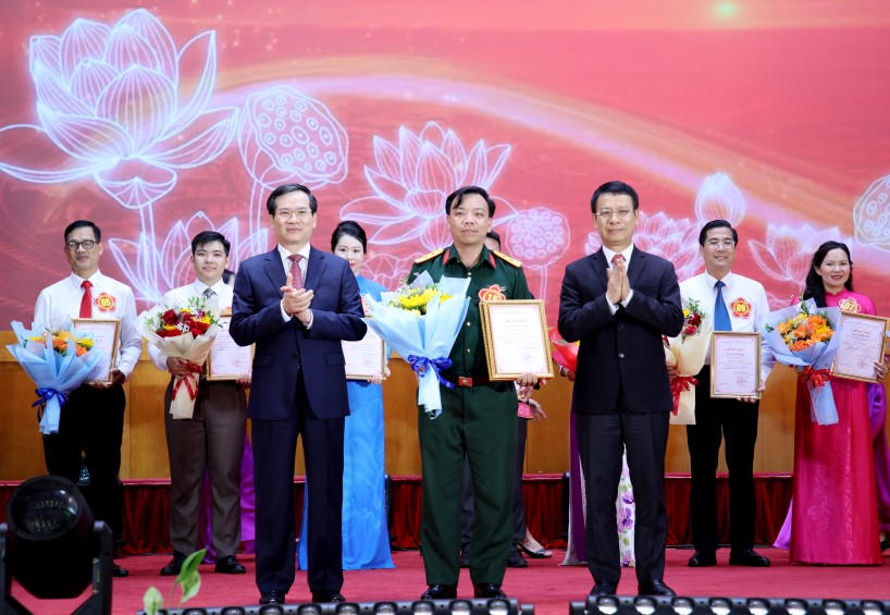 Quảng Ninh: Trao giải Cuộc thi Báo cáo viên, tuyên truyền viên giỏi