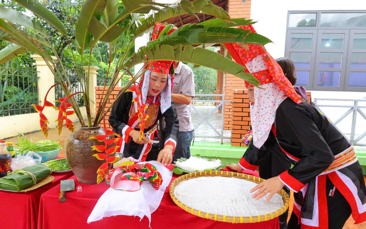 Đặc sắc Hội Kiêng gió nơi địa đầu Đông Bắc Tổ quốc