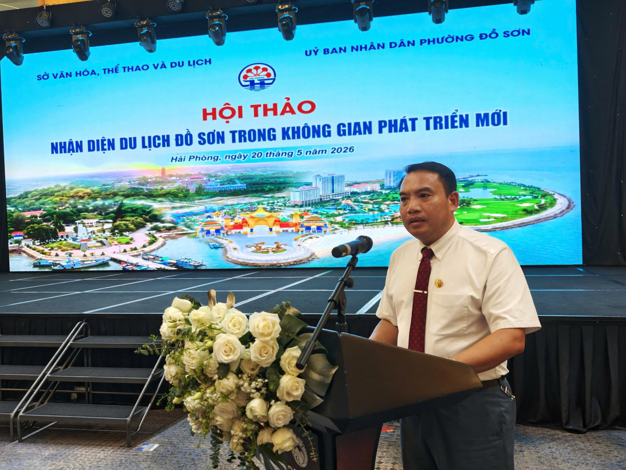 Phó Giám đốc Sở Văn hóa, Thể thao và Du lịch Hải Phòng Trần Văn Ngọc phát biểu tại hội thảo