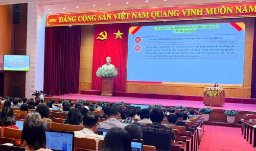 Quang cảnh hội nghị.