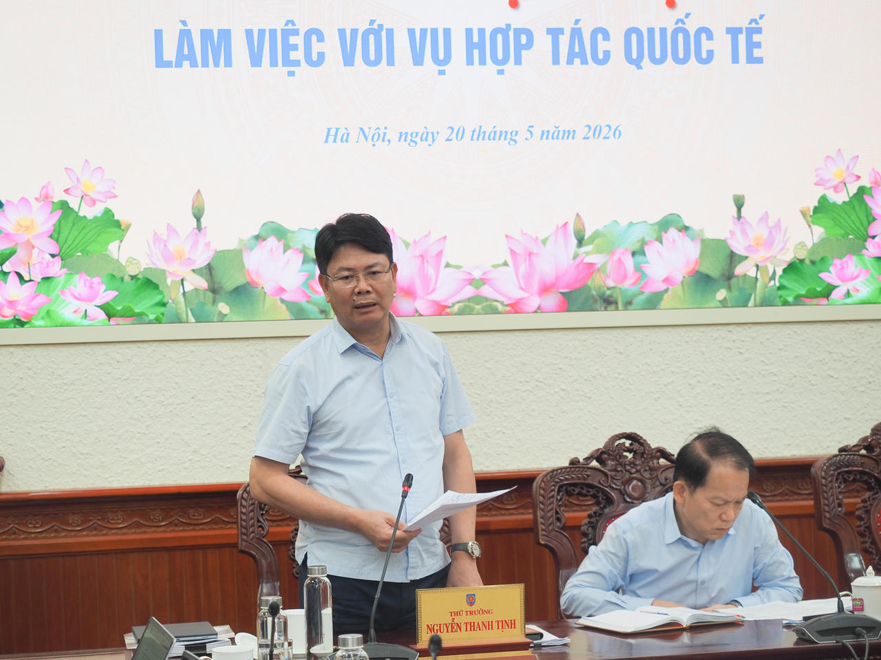Thứ trưởng Nguyễn Thanh Tịnh phát biểu tại buổi làm việc.