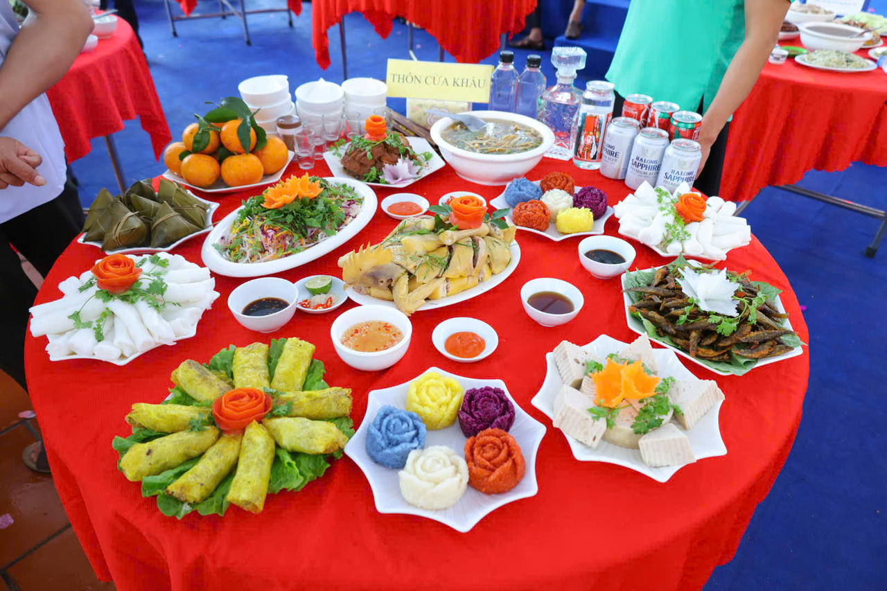 Đặc sắc Hội Kiêng gió nơi địa đầu Đông Bắc Tổ quốc