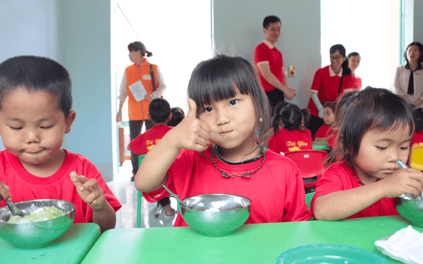 Morinaga Milk mở rộng mô hình hỗ trợ bền vững, mang lại 
'sức khỏe' và 'nụ cười' đến trẻ em miền núi Việt Nam