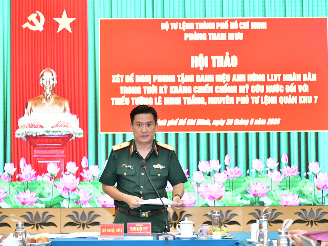 Thiếu tướng Phan Quốc Việt kết luận hội thảo. (Ảnh: Hữu Tân)