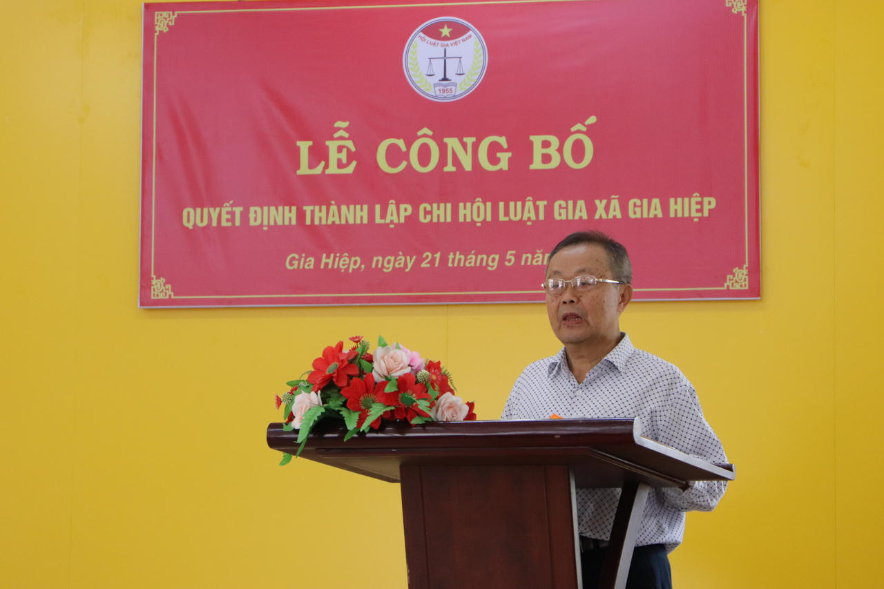 Ông Nguyễn Đức Hưng - Chủ tịch Hội Luật gia Lâm Đồng phát biểu giao nhiệm vụ.