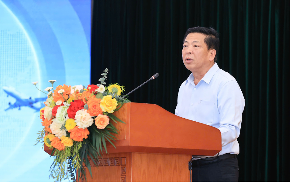 Bộ trưởng Bộ Xây dựng Trần Hồng Minh phát biểu khai mạc Hội nghị.