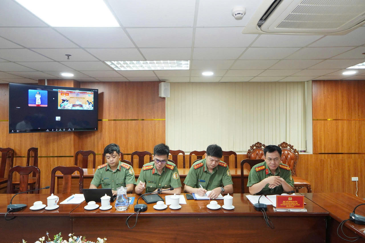 Thi hành án dân sự TP Hồ Chí Minh làm việc với A08 Bộ Công an về kết nối, chia sẻ dữ liệu trên Nền tảng số trong Thi hành án dân sự