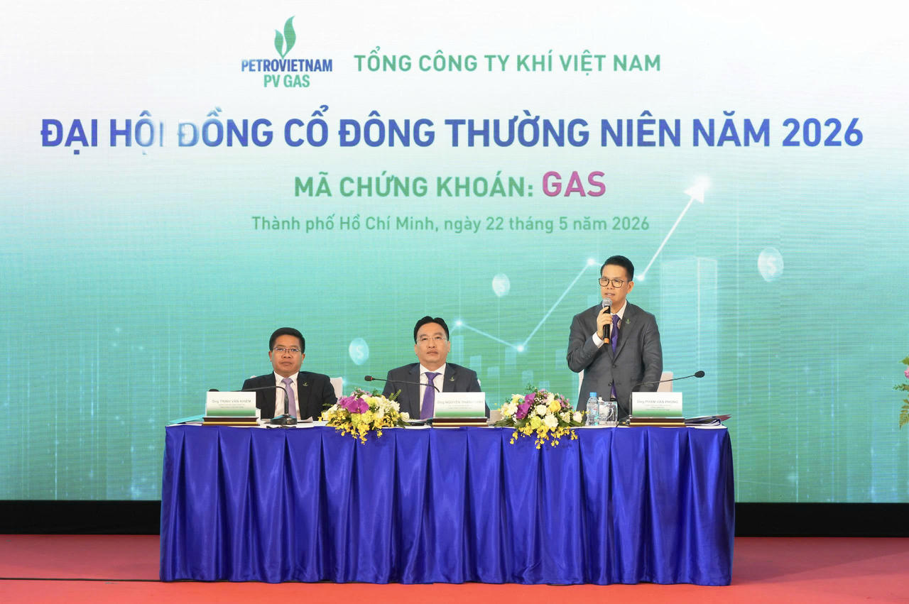 Tổng Giám đốc PV GAS Phạm Văn Phong báo cáo tại Đại hội.