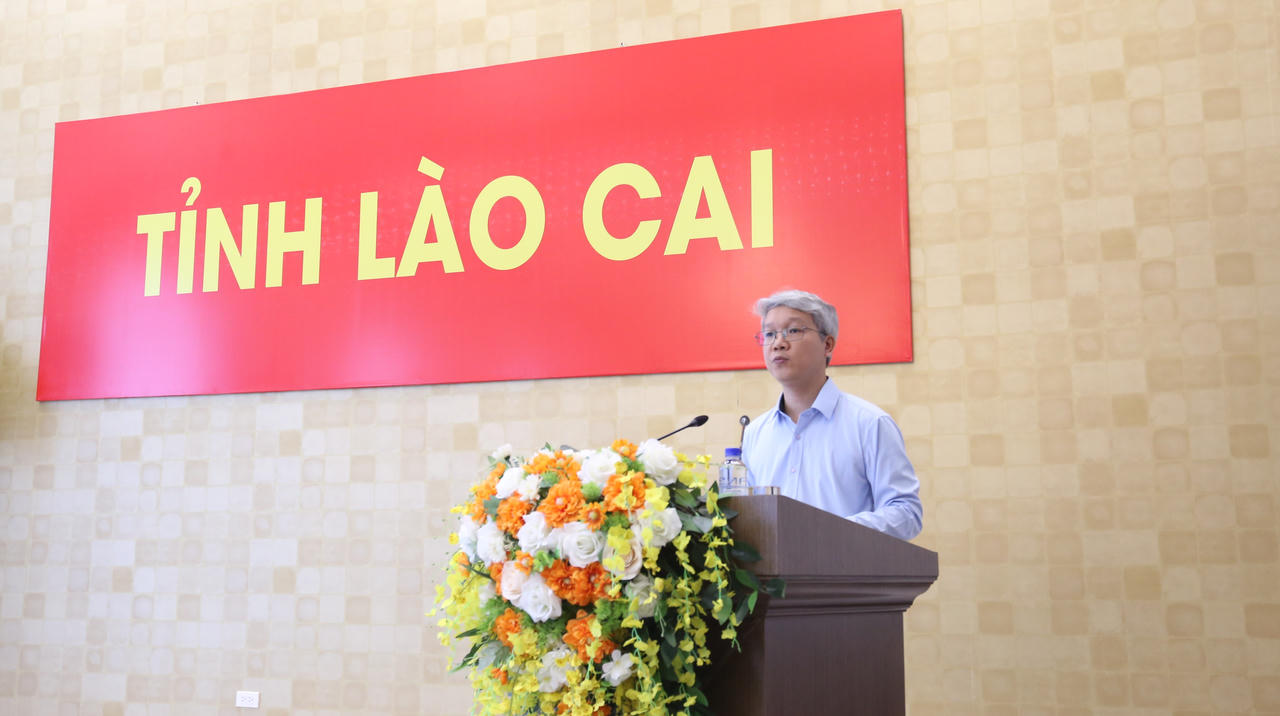 Đại diện Đoàn kiểm tra Bộ Tư pháp công bố Quyết định kiểm tra. Ảnh: Đức Tuyển.