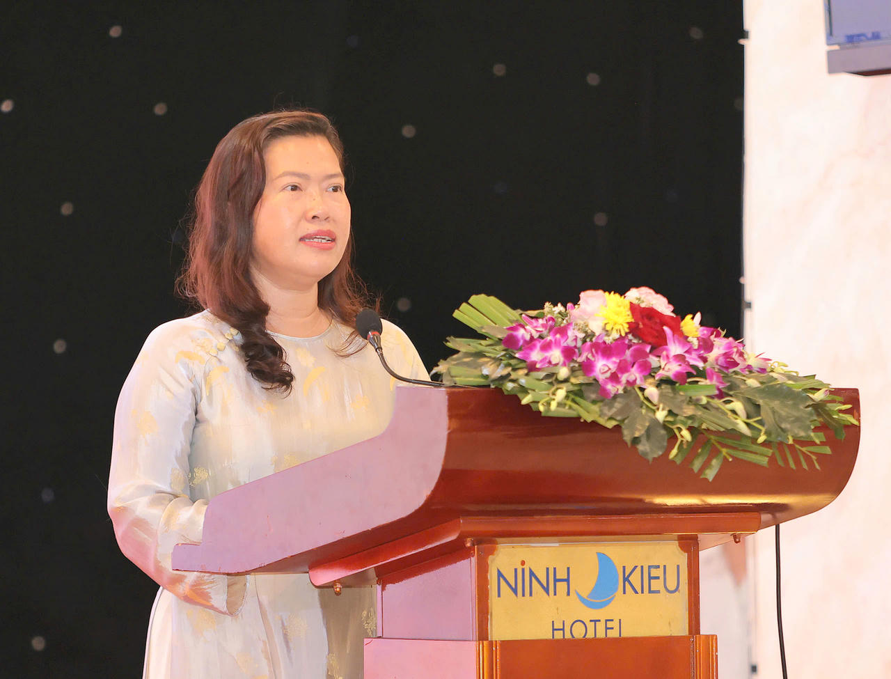 Bà Nguyễn Thị Ngọc Điệp – Phó Chủ tịch UBND TP Cần Thơ phát biểu chào mừng