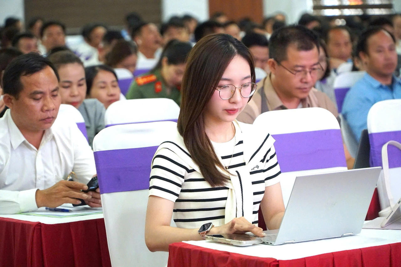 Đại biểu tham dự Hội nghị. Ảnh: Tuyết Lan