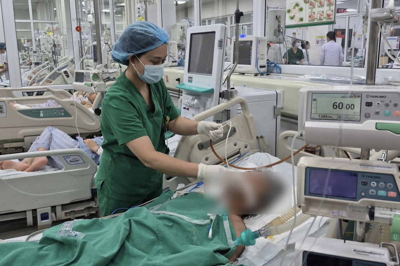 Người phụ nữ suýt mất mạng vì viên sỏi niệu quản chỉ 3mm