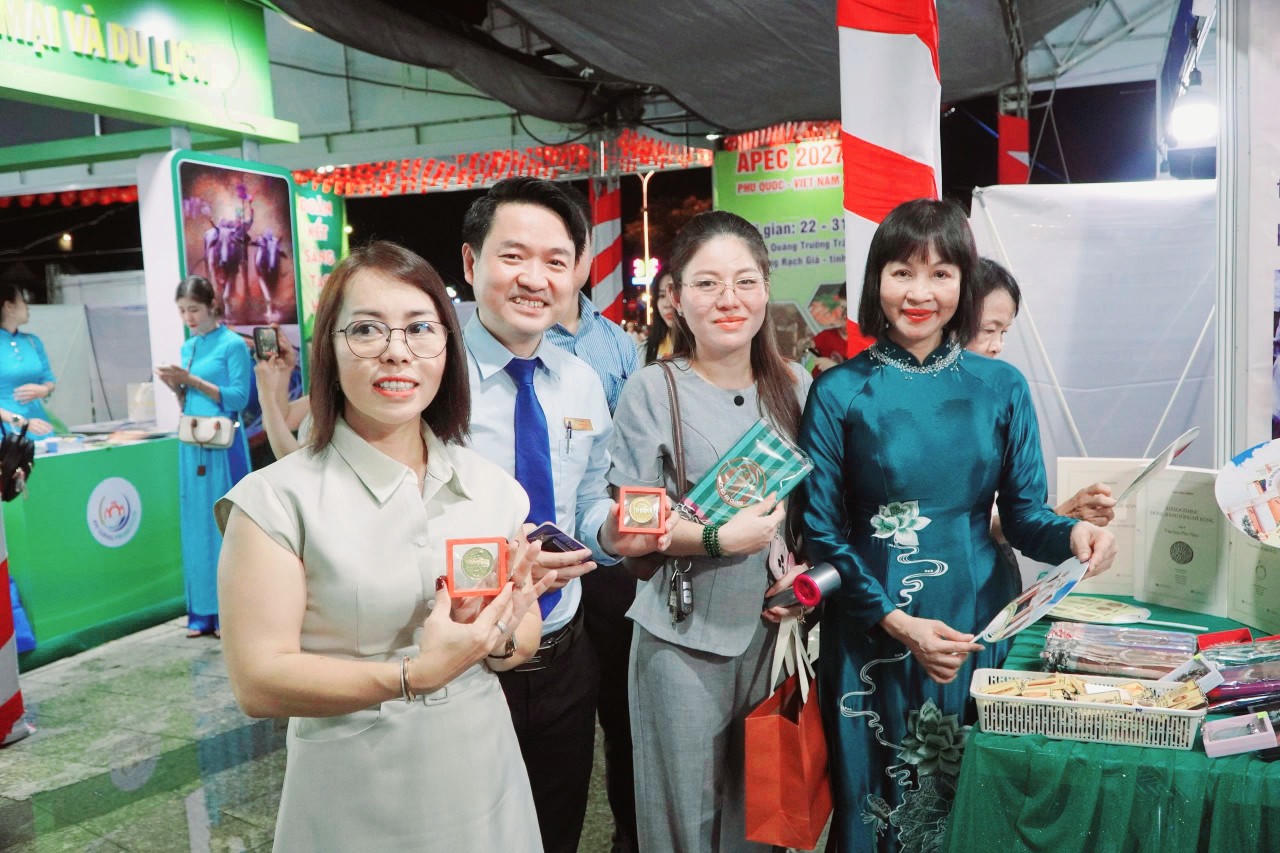 An Giang khai mạc Ngày hội du lịch, ẩm thực và xúc tiến thương mại OCOP năm 2026