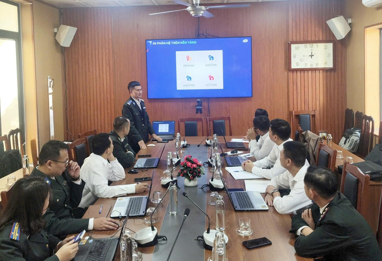 Anh là đầu mối phụ trách công nghệ thông tin và chuyển đổi số của toàn tỉnh.