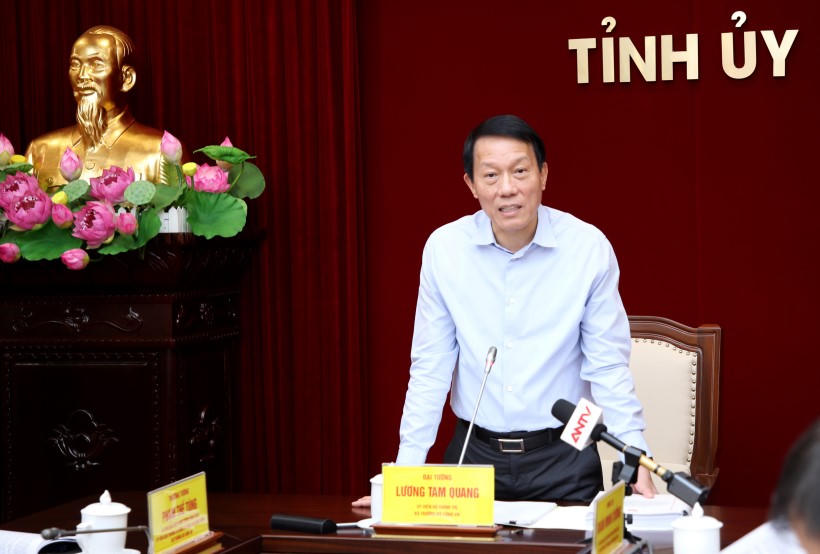 Đại tướng Lương Tam Quang - Ủy viên Bộ Chính trị, Bộ trưởng Bộ Công an, phát biểu tại hội nghị.