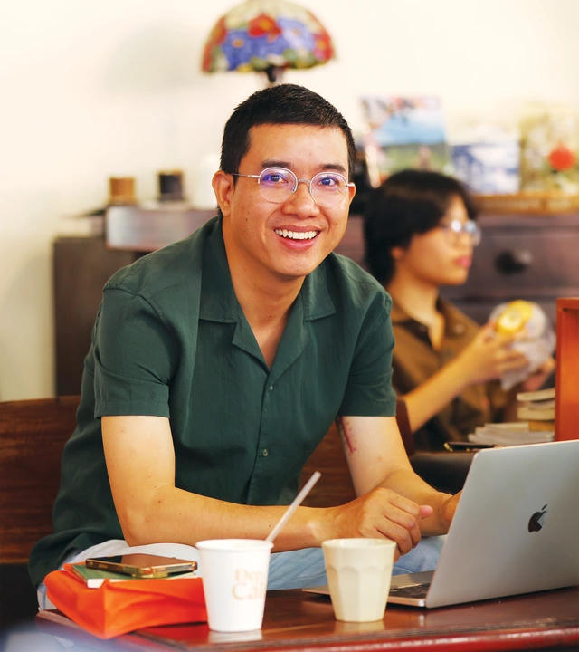 Nhà thơ Hồ Huy Sơn