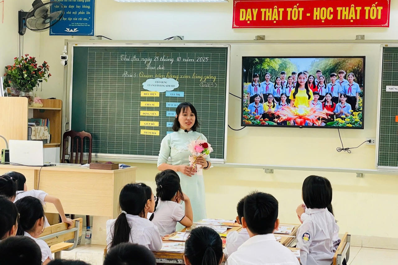 Nhà giáo được hưởng phụ cấp ưu đãi theo nghề đến 80%