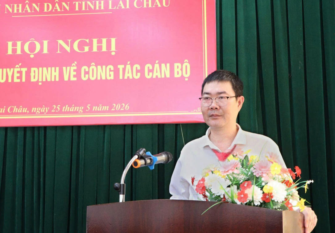 Ông Nguyễn Phương Hạnh phát biểu nhận nhiệm vụ.