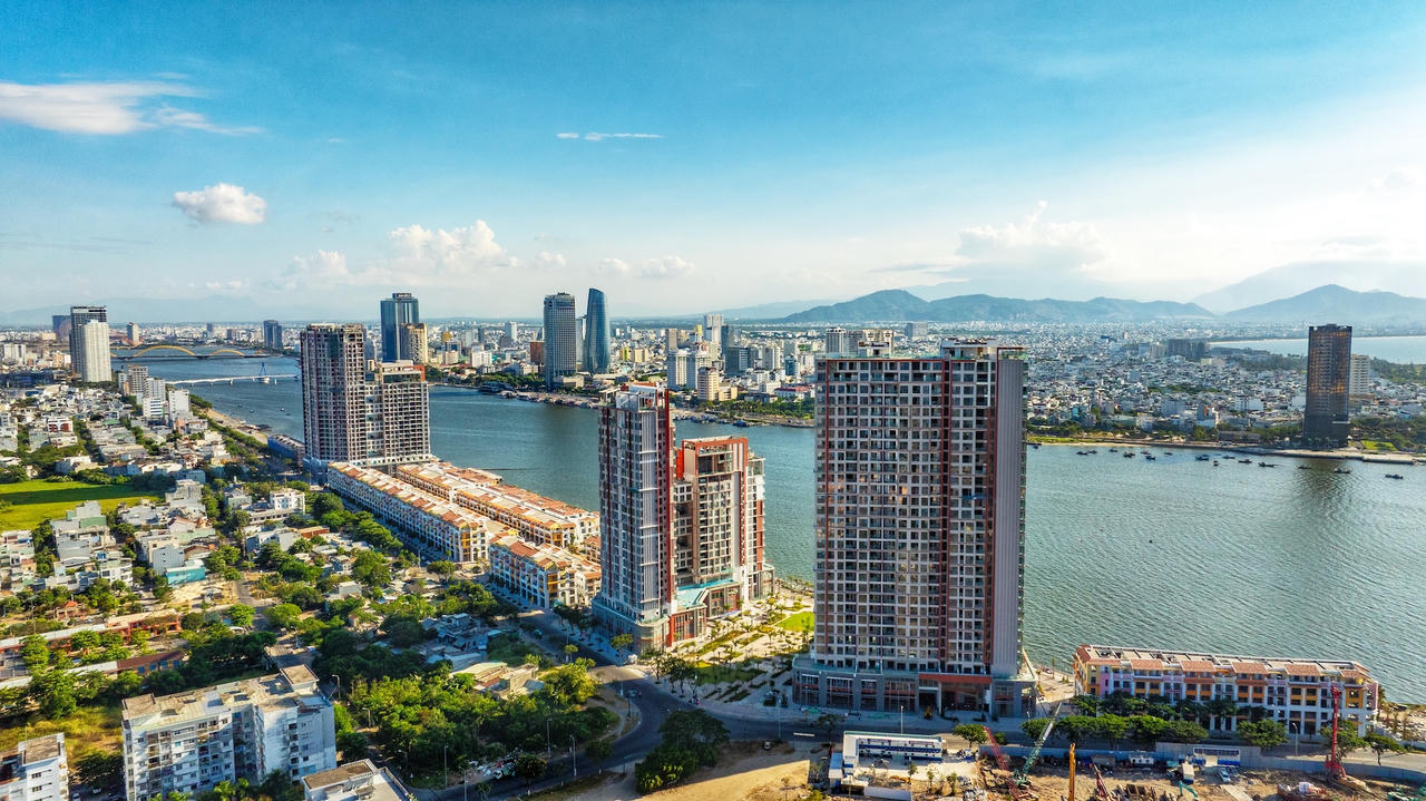 Tiến độ bàn giao của các tòa S1, S2, S3 tạo bệ phóng để tháp Symphony 5 dễ dàng đón khách khi hoàn thành. Ảnh: Ánh Dương.