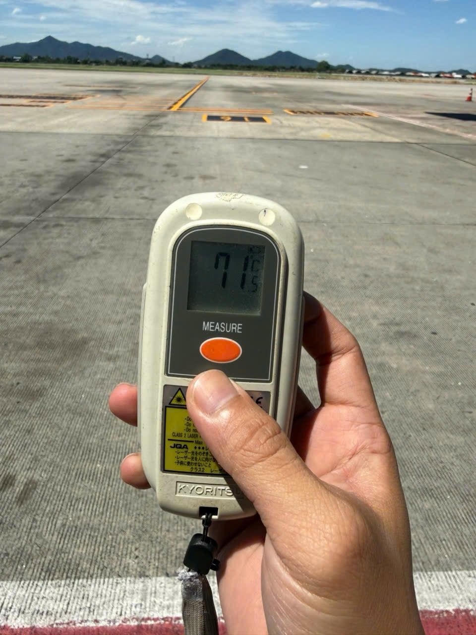 Nội Bài ghi nhận nhiệt độ&nbsp;71°C.