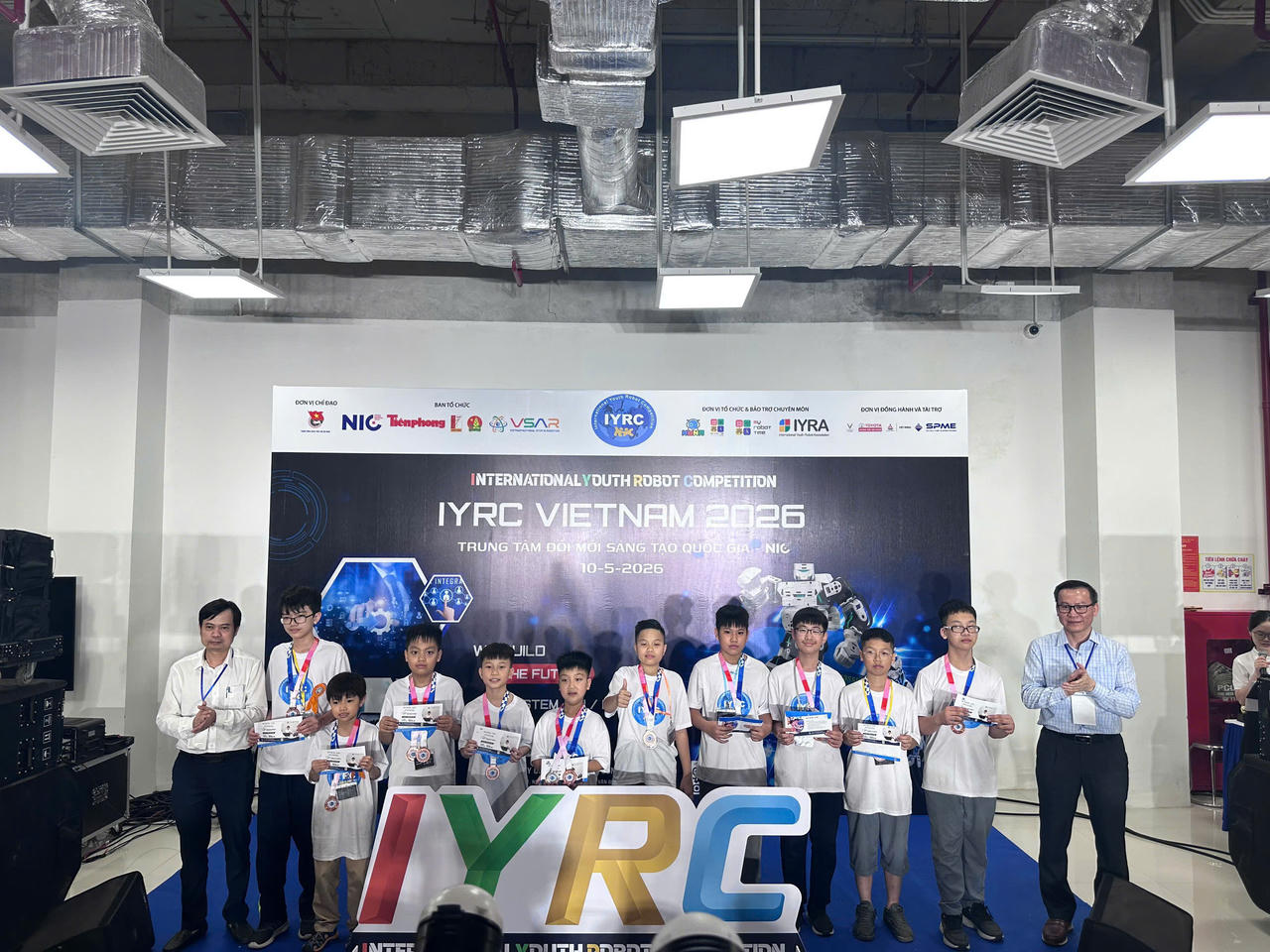 Học sinh Trường Tiểu học Kim Đồng (Lào Cai) tự tin tham gia và đạt thành tích cao tại các sân chơi công nghệ quốc tế danh giá.