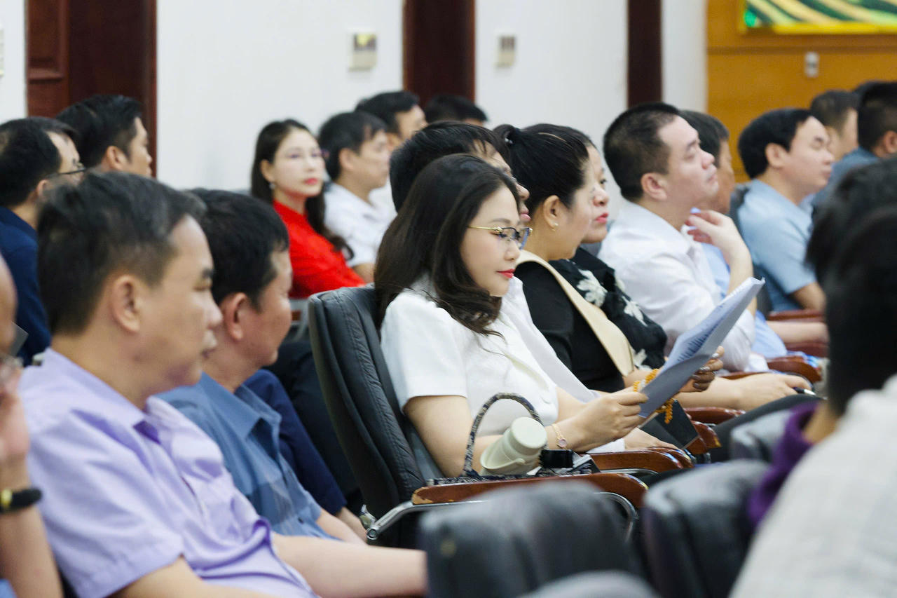 Lào Cai tổ chức hội nghị 'gỡ khó' cho doanh nghiệp, nhà đầu tư lĩnh vực công nghiệp và khai khoáng 